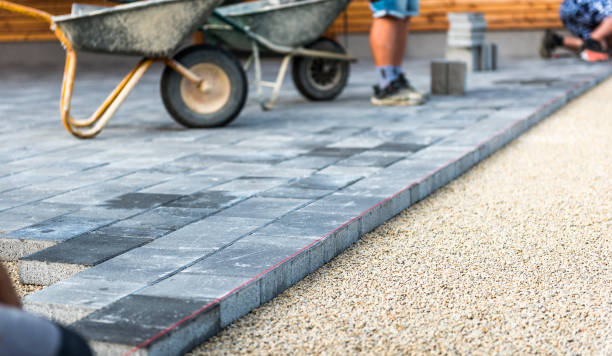 Best Local Driveway Pavers  in Baldwin City, KS